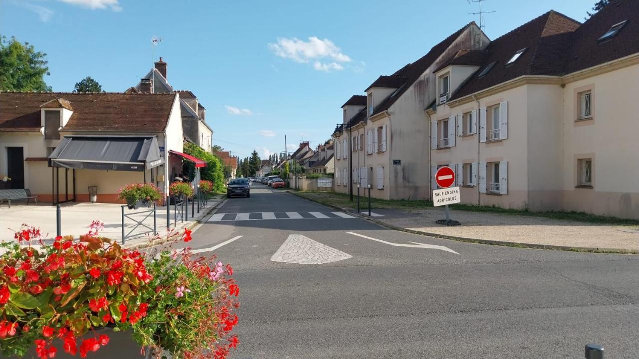 Appartement Cosy - Disneyland & Villages Nature Villeneuve-Saint-Denis Esterno foto