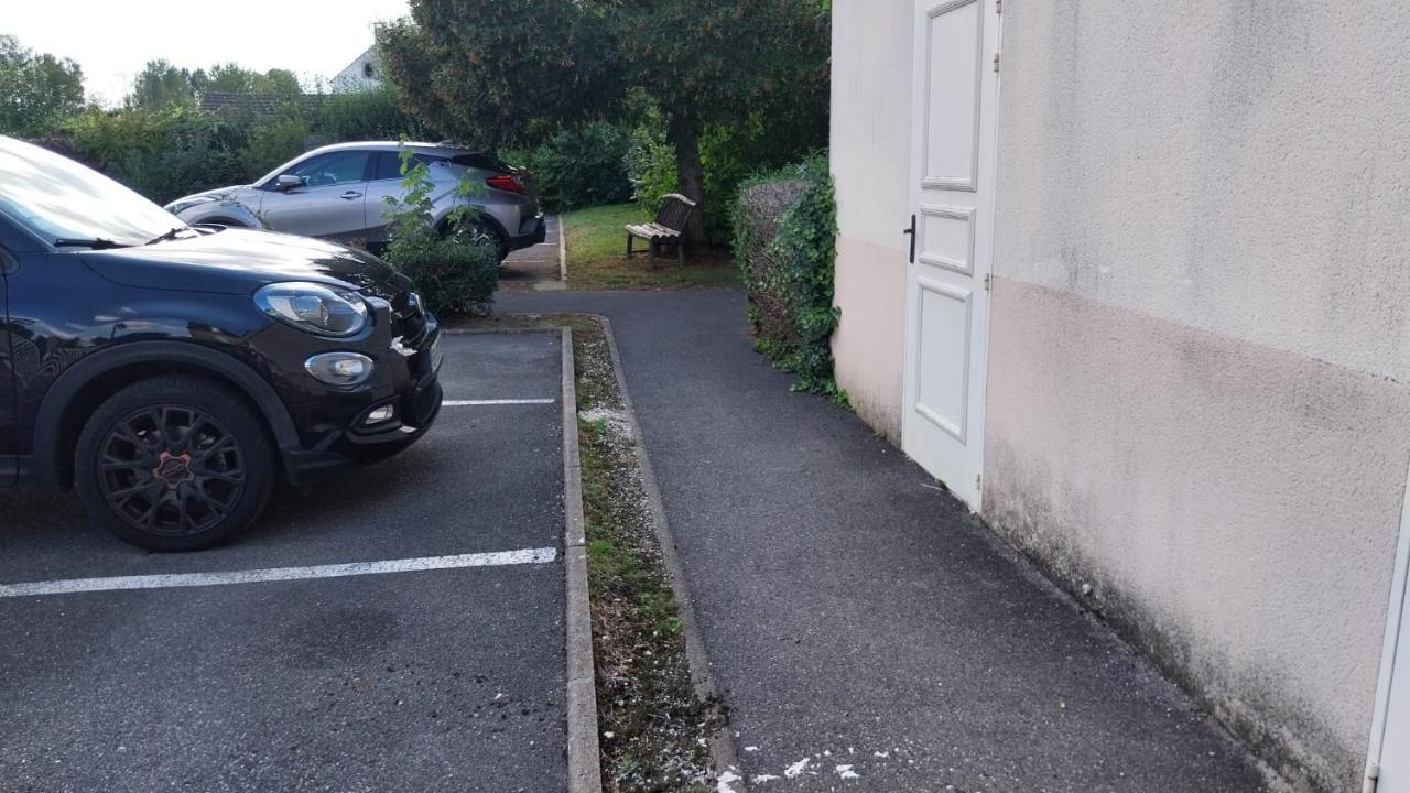 Appartement Cosy - Disneyland & Villages Nature Villeneuve-Saint-Denis Esterno foto